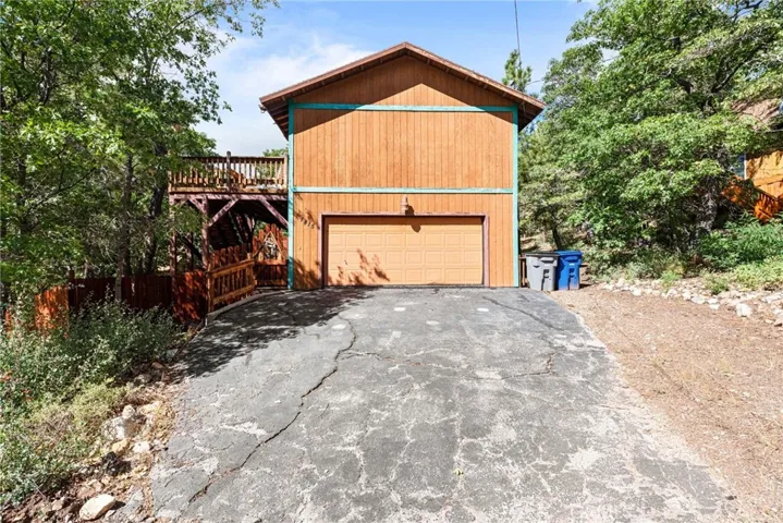 1415 Rockspray Drive, Big Bear Lake, California 92315