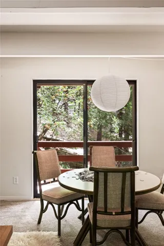 403 Rainier Road, Lake Arrowhead, California 92352