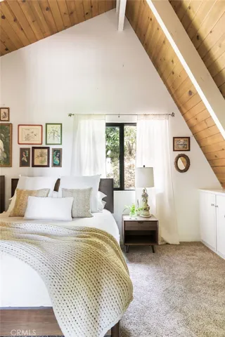 403 Rainier Road, Lake Arrowhead, California 92352