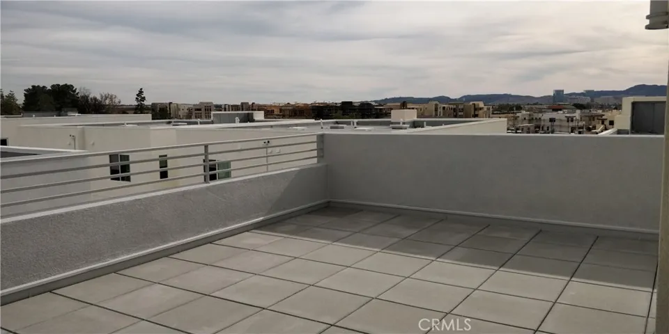 Roof Top Balcony Neighborhood View