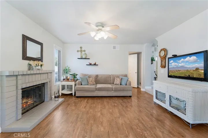 13241 Spur Branch Circle, Corona, California 92883