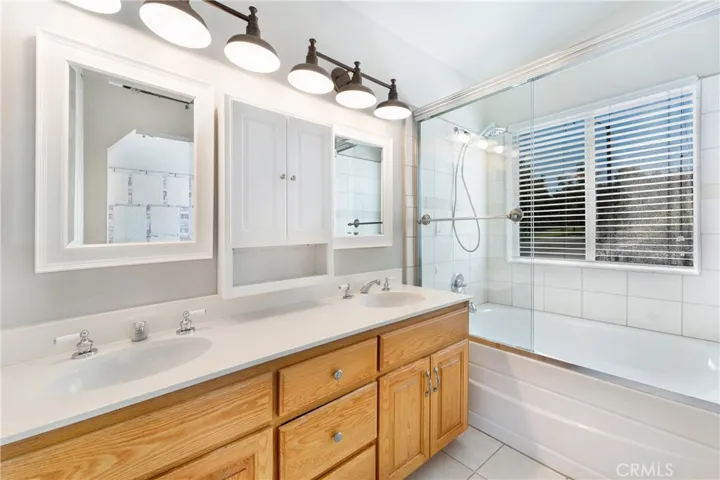 13241 Spur Branch Circle, Corona, California 92883
