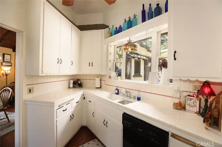 1855 Verdugo Knolls Drive, Glendale, California 91208