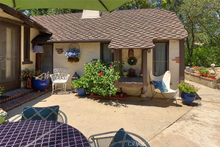 1855 Verdugo Knolls Drive, Glendale, California 91208