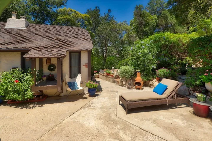 1855 Verdugo Knolls Drive, Glendale, California 91208