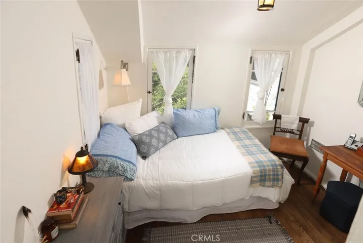 1855 Verdugo Knolls Drive, Glendale, California 91208