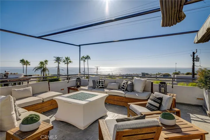 2160 Monterey Boulevard, Hermosa Beach, California 90254