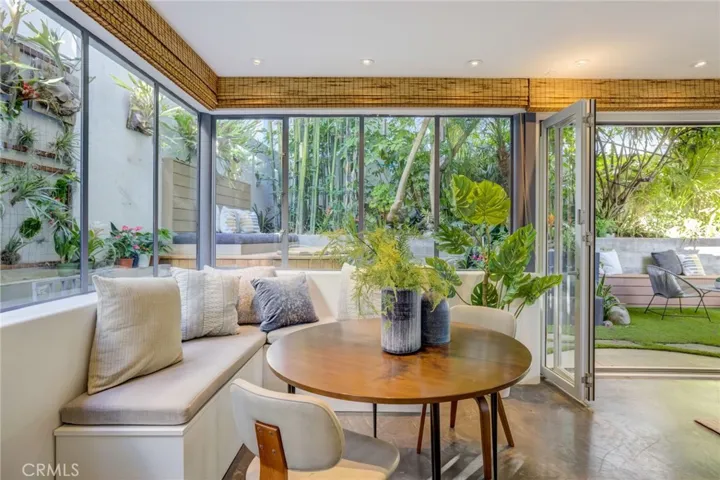 2160 Monterey Boulevard, Hermosa Beach, California 90254