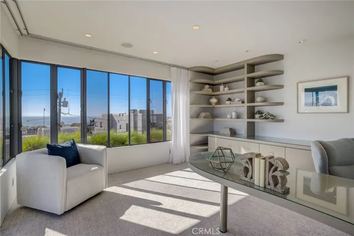 2160 Monterey Boulevard, Hermosa Beach, California 90254