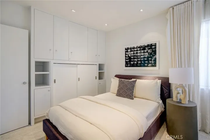 2160 Monterey Boulevard, Hermosa Beach, California 90254