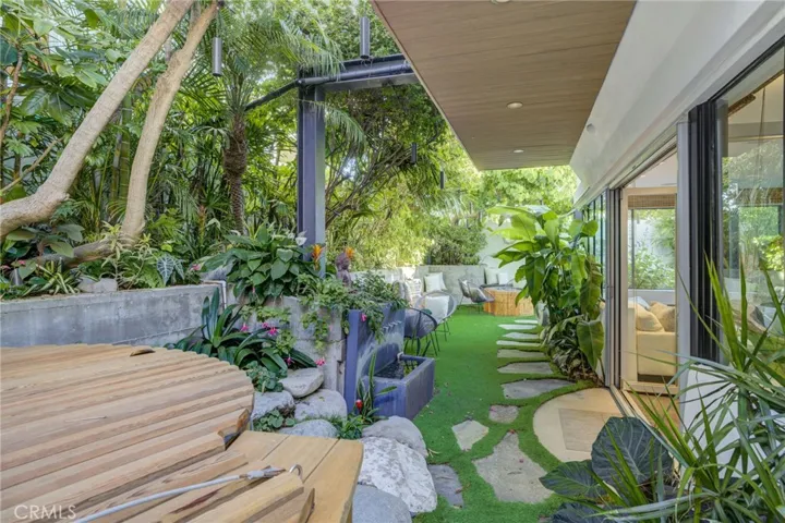 2160 Monterey Boulevard, Hermosa Beach, California 90254