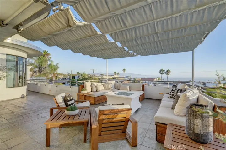 2160 Monterey Boulevard, Hermosa Beach, California 90254
