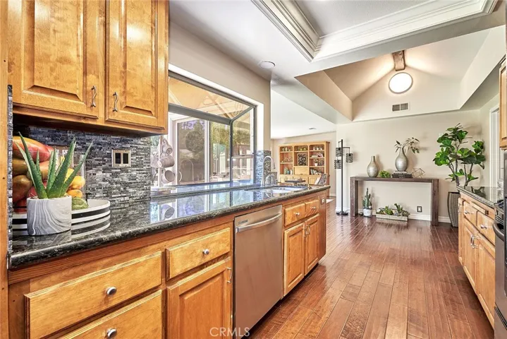 118 Marion Boulevard, Fullerton, California 92835