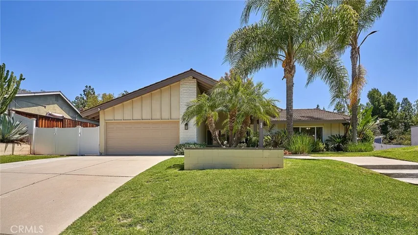 118 Marion Boulevard, Fullerton, California 92835
