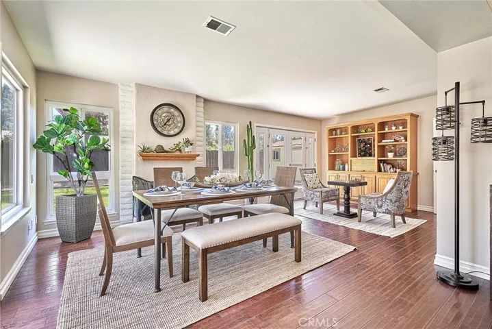 118 Marion Boulevard, Fullerton, California 92835