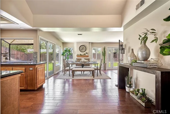 118 Marion Boulevard, Fullerton, California 92835