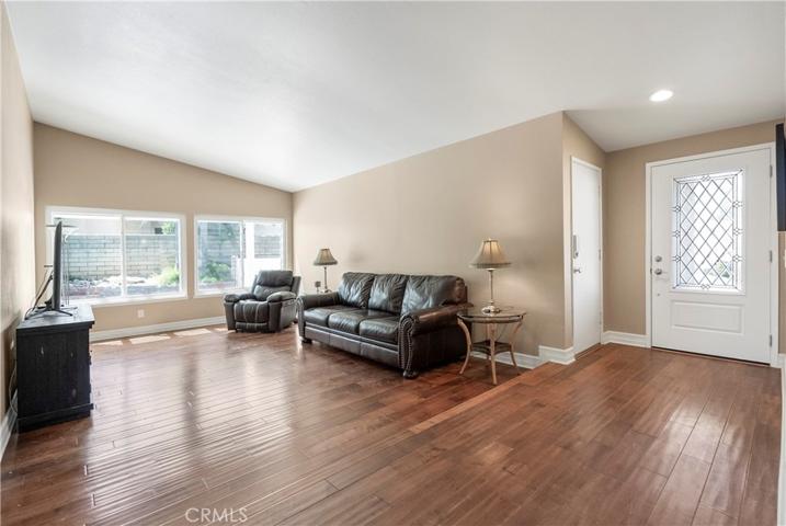 617 Balboa Drive, Corona, California 92879
