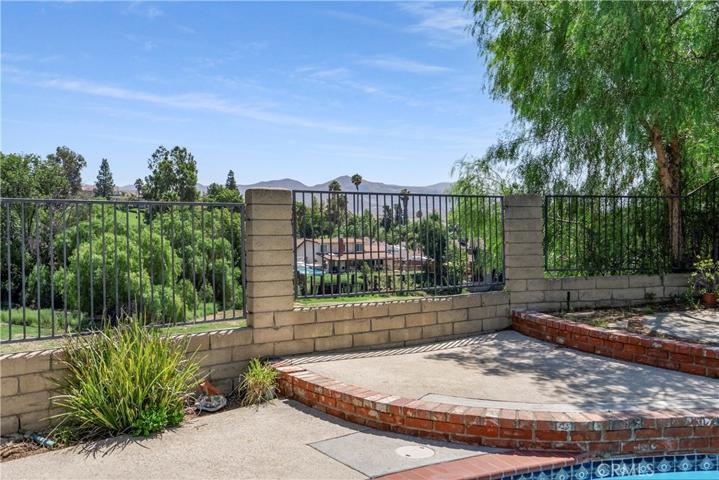 617 Balboa Drive, Corona, California 92879