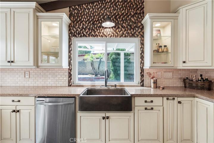 617 Balboa Drive, Corona, California 92879