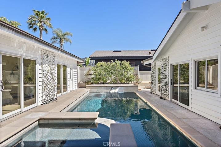30832 Marilyn Drive, Laguna Beach, California 92651