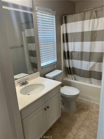 Jack n Jill bathroom