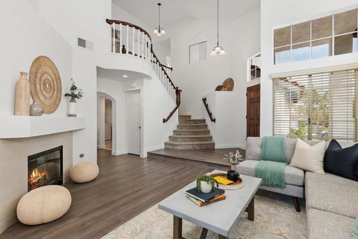 1919 Palermo Court, Vista, California 92081