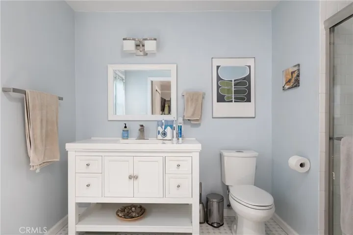 Ensuite with door to back deck.
