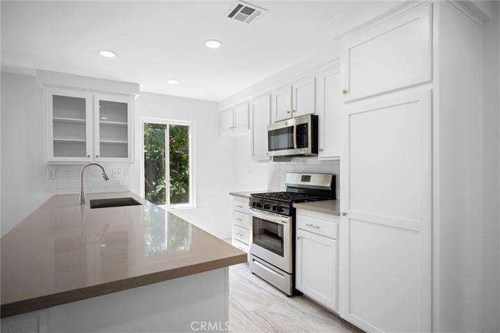 8332 Sedan Avenue, West Hills, California 91304