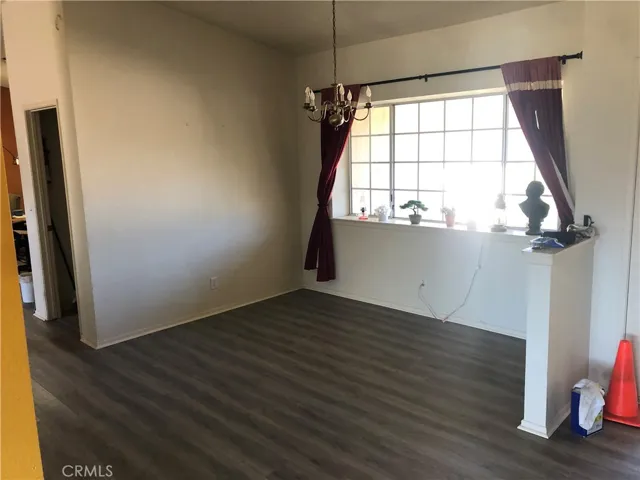 22803 Nalatapa Road, Apple Valley, California 92307