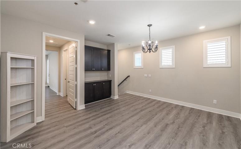 166 Scale, Irvine, California 92618