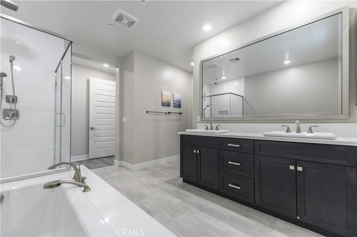 166 Scale, Irvine, California 92618