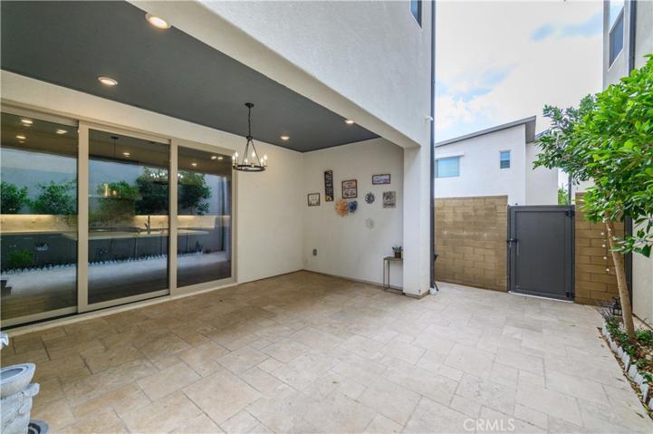 166 Scale, Irvine, California 92618
