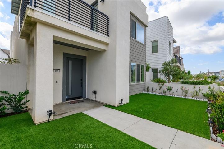 166 Scale, Irvine, California 92618