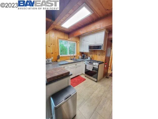20725 Hekeke Ln, California 95346