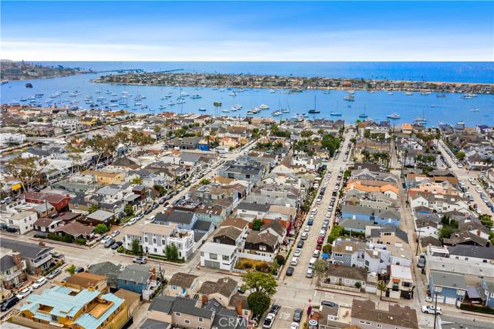 224 1/2 Amethyst Avenue, Newport Beach, California 92662