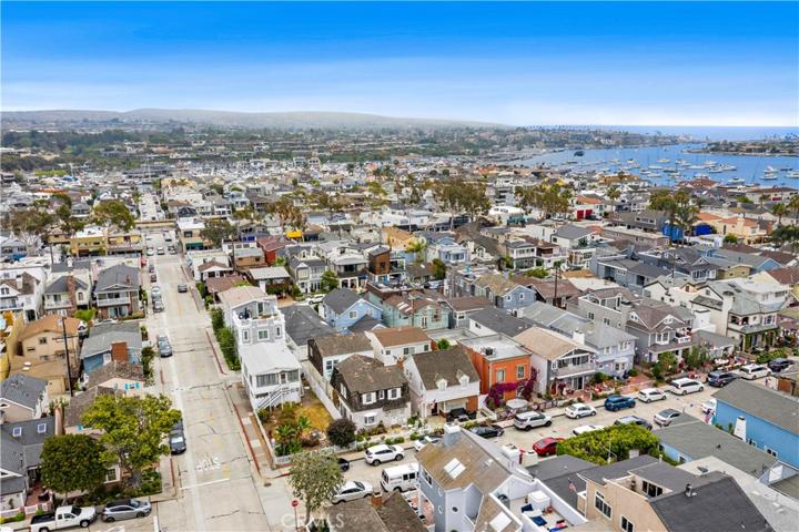 224 1/2 Amethyst Avenue, Newport Beach, California 92662
