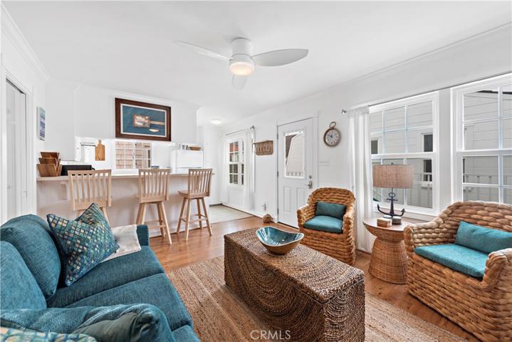224 1/2 Amethyst Avenue, Newport Beach, California 92662