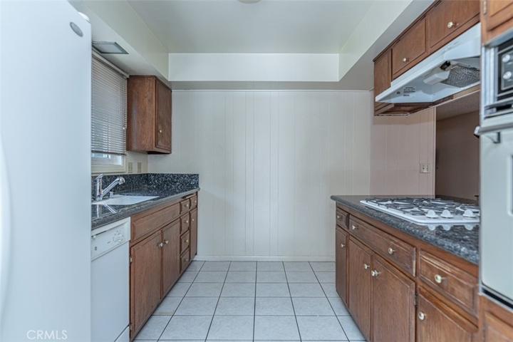9492 Alderbury Street, Cypress, California 90630
