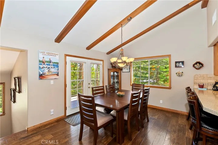 552 Pioneer Road, Lake Arrowhead, California 92352