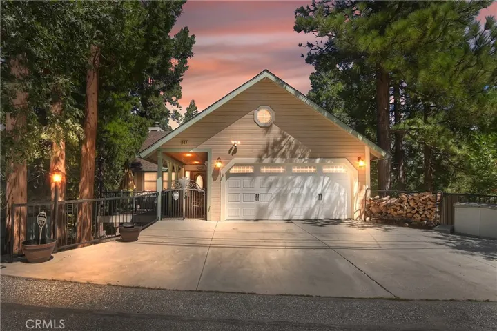 552 Pioneer Road, Lake Arrowhead, California 92352