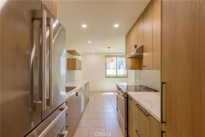 6850 Lampson Avenue, Garden Grove, California 92845