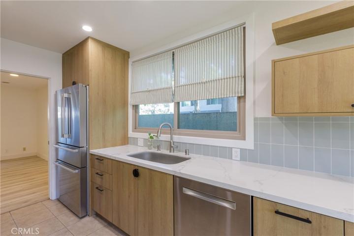 6850 Lampson Avenue, Garden Grove, California 92845