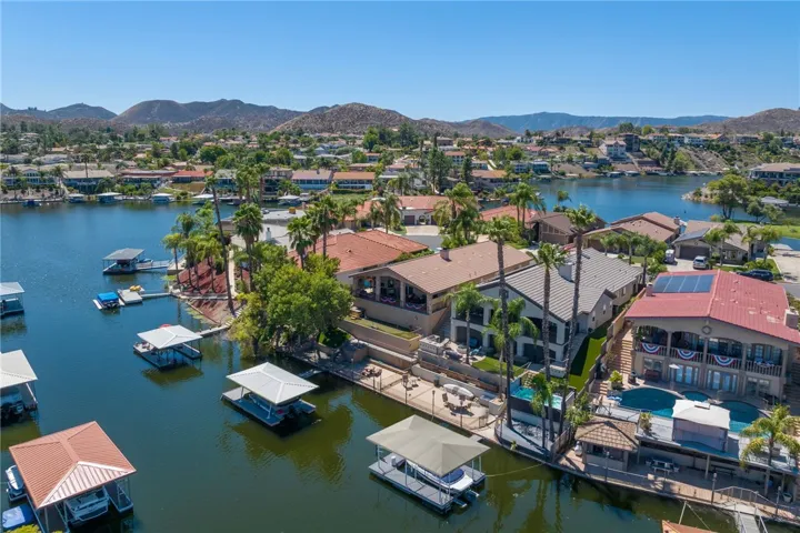 30260 Red Lure Place, Canyon Lake, California 92587