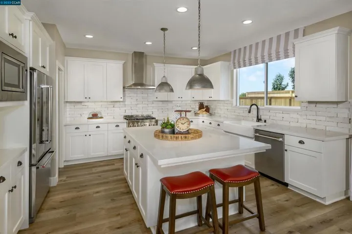 1935 Damson Street, Manteca, California 95337