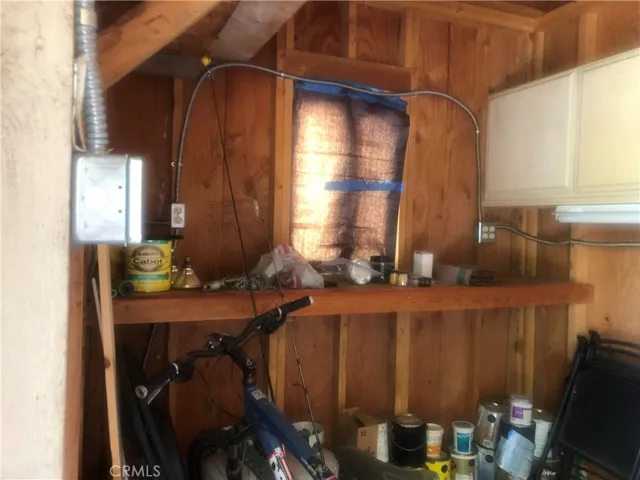 Shed offers electric and a work bench