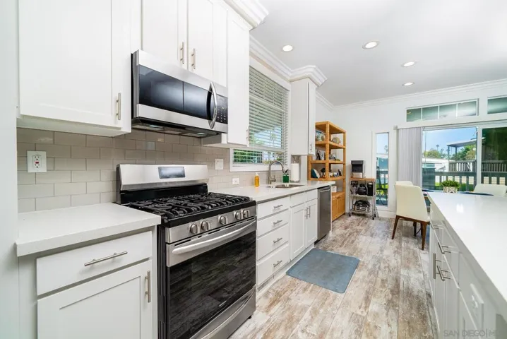 7252 San Luis St, Carlsbad, California 92011