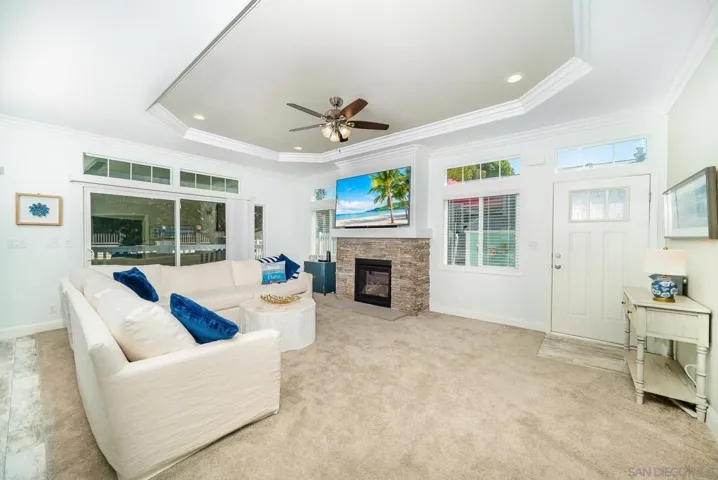 7252 San Luis St, Carlsbad, California 92011