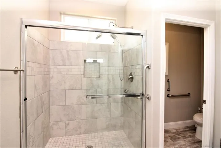7252 San Luis St, Carlsbad, California 92011