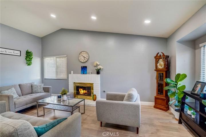 8334 Bermuda Court, Fontana, California 92335