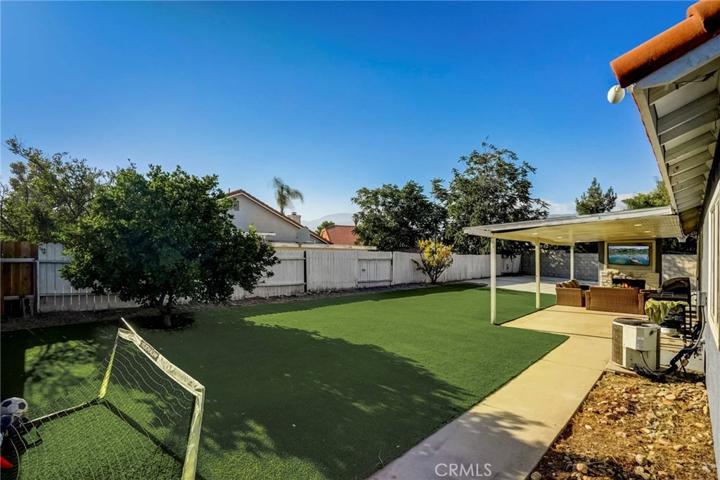 8334 Bermuda Court, Fontana, California 92335